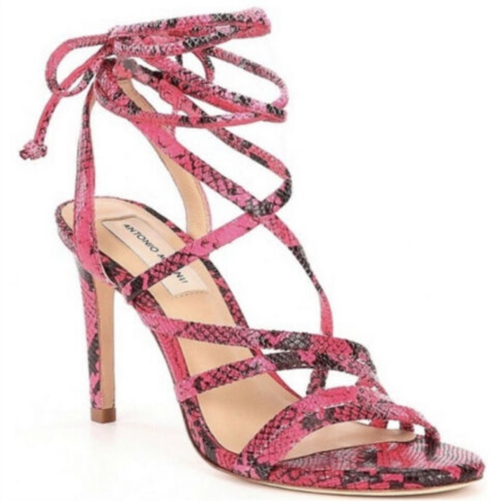 NWT Antonio Melani P[ink sandals size 6.5 & 7.5